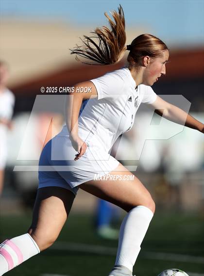 Thumbnail 3 in Sunnyside vs Pusch Ridge Christian Academy (Kelly Pierce Soccer Tournament) photogallery.