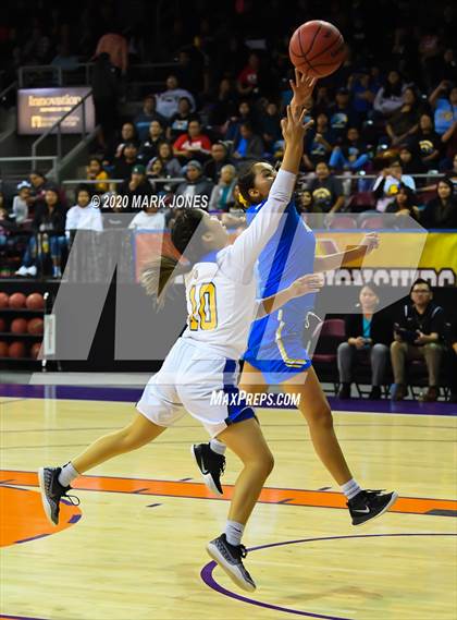 Thumbnail 3 in Alchesay vs. Valley (AIA 2A Quarterfinal) photogallery.