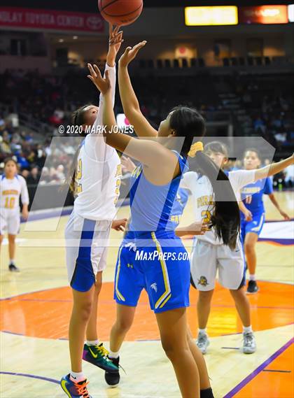 Thumbnail 1 in Alchesay vs. Valley (AIA 2A Quarterfinal) photogallery.