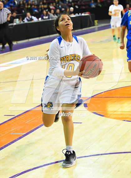 Thumbnail 3 in Alchesay vs. Valley (AIA 2A Quarterfinal) photogallery.