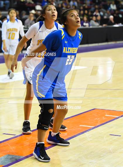 Thumbnail 3 in Alchesay vs. Valley (AIA 2A Quarterfinal) photogallery.