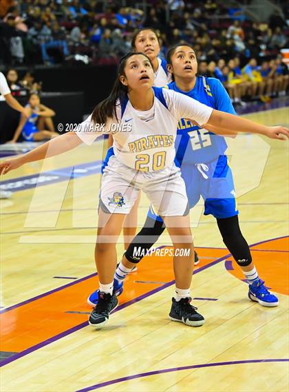 Thumbnail 3 in Alchesay vs. Valley (AIA 2A Quarterfinal) photogallery.