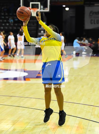 Thumbnail 3 in Alchesay vs. Valley (AIA 2A Quarterfinal) photogallery.