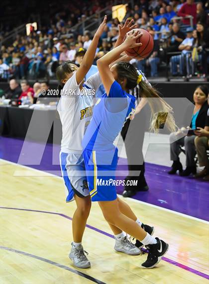 Thumbnail 2 in Alchesay vs. Valley (AIA 2A Quarterfinal) photogallery.