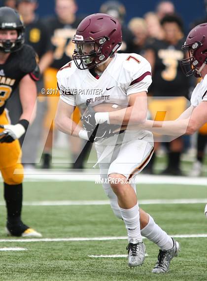 Thumbnail 1 in Salpointe Catholic vs. Saguaro (AIA 4A Final) photogallery.