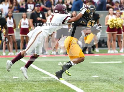 Thumbnail 2 in Salpointe Catholic vs. Saguaro (AIA 4A Final) photogallery.