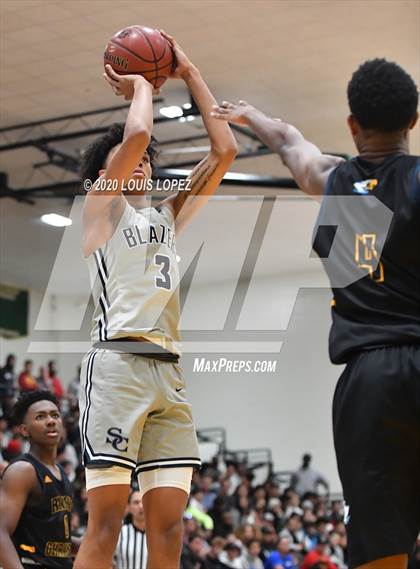 Thumbnail 3 in Sierra Canyon vs. Rancho Christian (The Classic at Damien) photogallery.