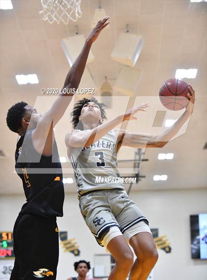Thumbnail 3 in Sierra Canyon vs. Rancho Christian (The Classic at Damien) photogallery.