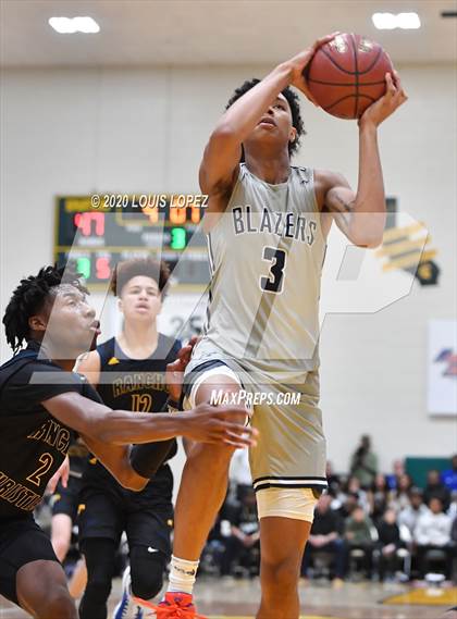 Thumbnail 1 in Sierra Canyon vs. Rancho Christian (The Classic at Damien) photogallery.