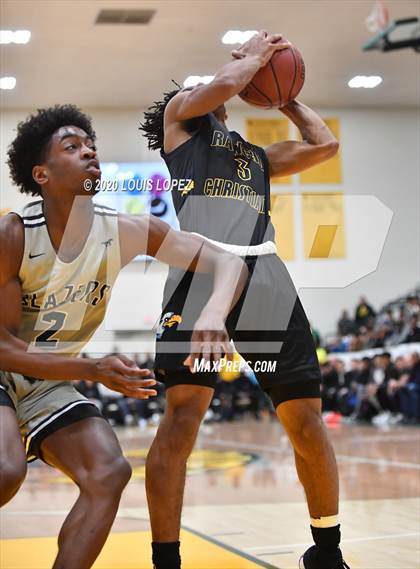 Thumbnail 2 in Sierra Canyon vs. Rancho Christian (The Classic at Damien) photogallery.