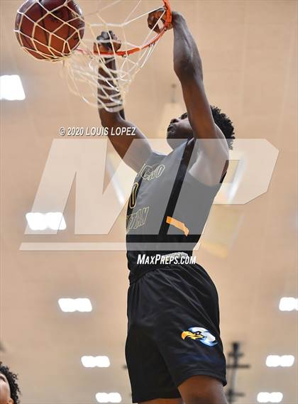 Thumbnail 3 in Sierra Canyon vs. Rancho Christian (The Classic at Damien) photogallery.
