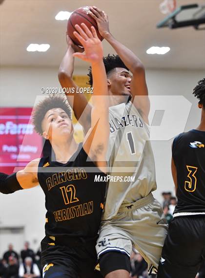 Thumbnail 2 in Sierra Canyon vs. Rancho Christian (The Classic at Damien) photogallery.