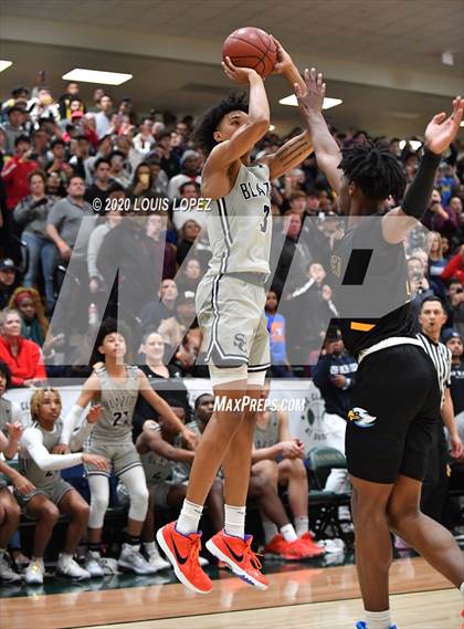 Thumbnail 2 in Sierra Canyon vs. Rancho Christian (The Classic at Damien) photogallery.