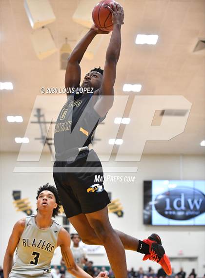 Thumbnail 2 in Sierra Canyon vs. Rancho Christian (The Classic at Damien) photogallery.
