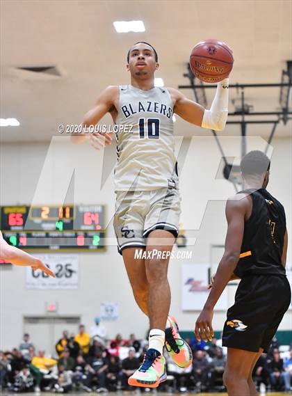 Thumbnail 1 in Sierra Canyon vs. Rancho Christian (The Classic at Damien) photogallery.