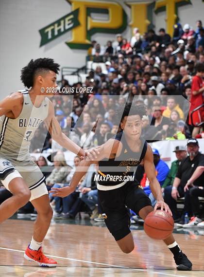 Thumbnail 3 in Sierra Canyon vs. Rancho Christian (The Classic at Damien) photogallery.