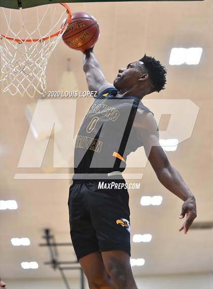 Thumbnail 2 in Sierra Canyon vs. Rancho Christian (The Classic at Damien) photogallery.