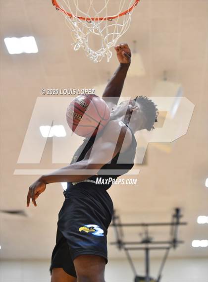 Thumbnail 1 in Sierra Canyon vs. Rancho Christian (The Classic at Damien) photogallery.