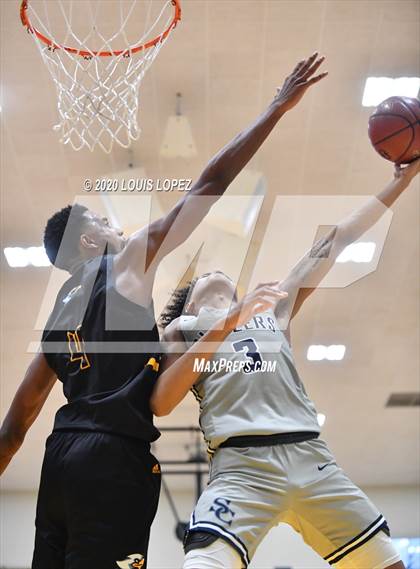 Thumbnail 3 in Sierra Canyon vs. Rancho Christian (The Classic at Damien) photogallery.
