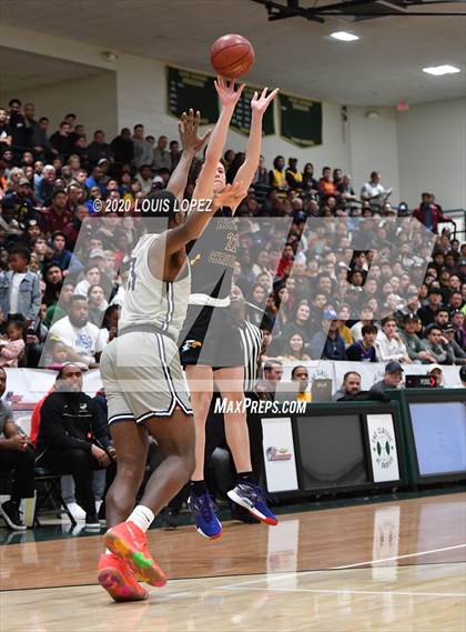 Thumbnail 3 in Sierra Canyon vs. Rancho Christian (The Classic at Damien) photogallery.