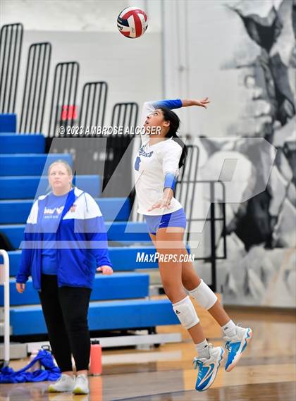 Thumbnail 3 in Grand Oaks vs. Fort Bend Dulles (2023 KISD/CFISD Varsity Tournament) photogallery.