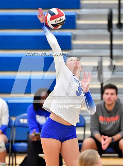 Thumbnail 3 in Grand Oaks vs. Fort Bend Dulles (2023 KISD/CFISD Varsity Tournament) photogallery.