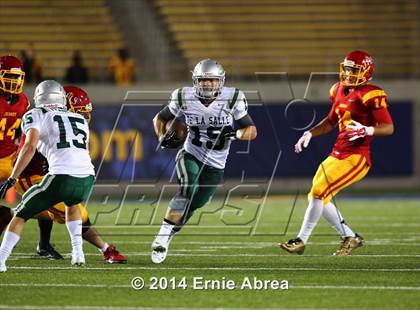 Thumbnail 3 in De La Salle vs. Jesuit photogallery.