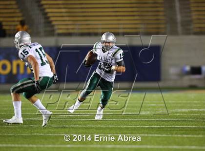 Thumbnail 3 in De La Salle vs. Jesuit photogallery.