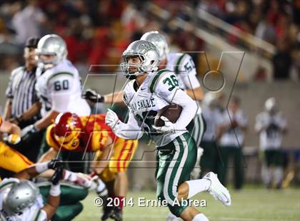 Thumbnail 1 in De La Salle vs. Jesuit photogallery.