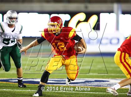 Thumbnail 3 in De La Salle vs. Jesuit photogallery.