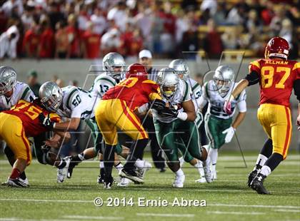 Thumbnail 3 in De La Salle vs. Jesuit photogallery.