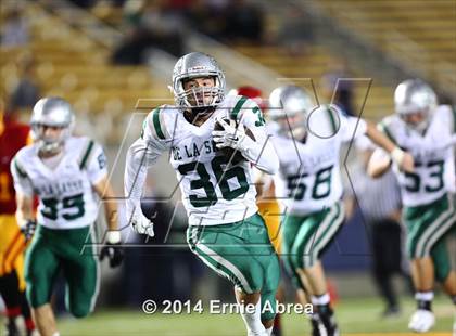 Thumbnail 2 in De La Salle vs. Jesuit photogallery.