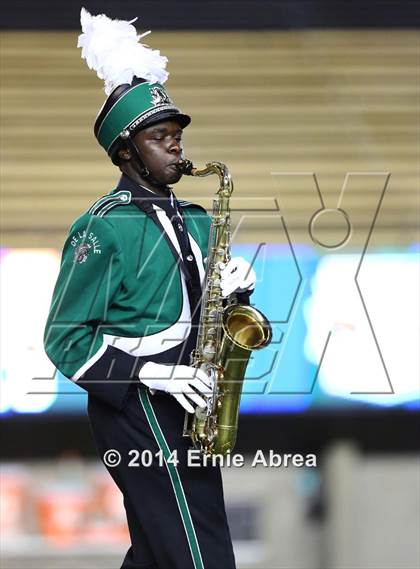 Thumbnail 1 in De La Salle vs. Jesuit photogallery.