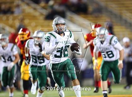 Thumbnail 1 in De La Salle vs. Jesuit photogallery.