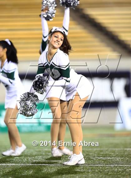 Thumbnail 2 in De La Salle vs. Jesuit photogallery.