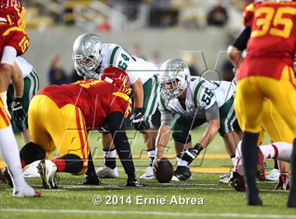 Thumbnail 2 in De La Salle vs. Jesuit photogallery.