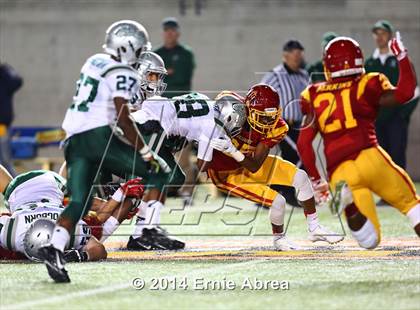 Thumbnail 1 in De La Salle vs. Jesuit photogallery.