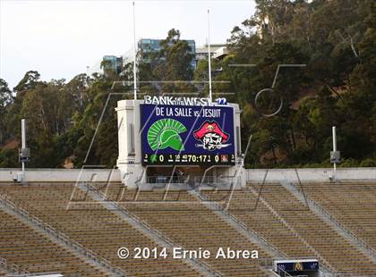 Thumbnail 3 in De La Salle vs. Jesuit photogallery.
