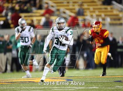 Thumbnail 2 in De La Salle vs. Jesuit photogallery.