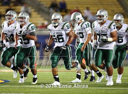 Thumbnail 2 in De La Salle vs. Jesuit photogallery.