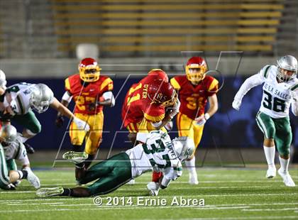 Thumbnail 1 in De La Salle vs. Jesuit photogallery.