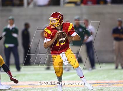 Thumbnail 2 in De La Salle vs. Jesuit photogallery.