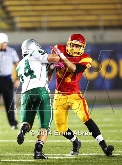 Thumbnail 3 in De La Salle vs. Jesuit photogallery.