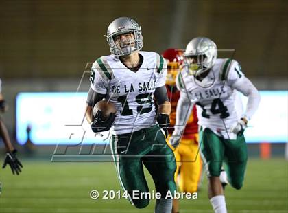 Thumbnail 2 in De La Salle vs. Jesuit photogallery.