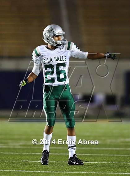 Thumbnail 2 in De La Salle vs. Jesuit photogallery.