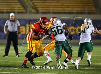 Thumbnail 2 in De La Salle vs. Jesuit photogallery.