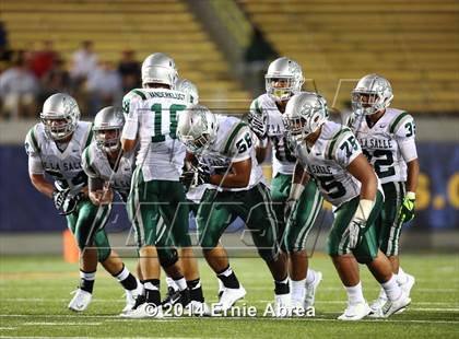 Thumbnail 1 in De La Salle vs. Jesuit photogallery.