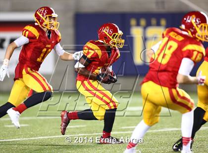 Thumbnail 1 in De La Salle vs. Jesuit photogallery.