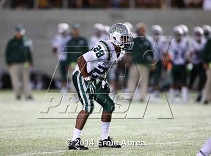 Thumbnail 1 in De La Salle vs. Jesuit photogallery.