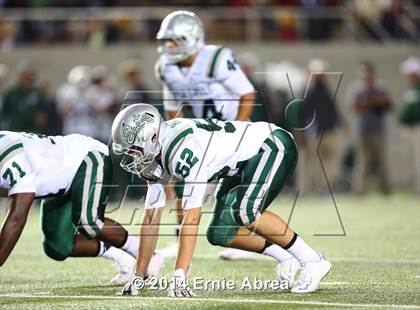 Thumbnail 2 in De La Salle vs. Jesuit photogallery.